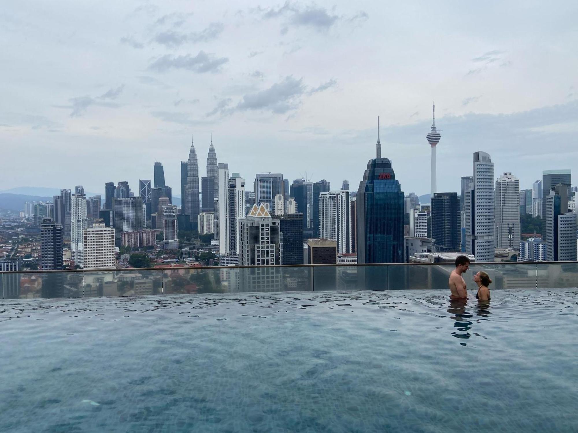 Skypool Kl Free Infinity Pool Over Kuala Lumpur Kültér fotó